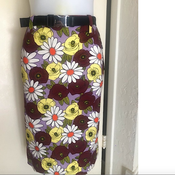 PRADA Floral Print Knee-Length Skirt - Picture 4 of 16